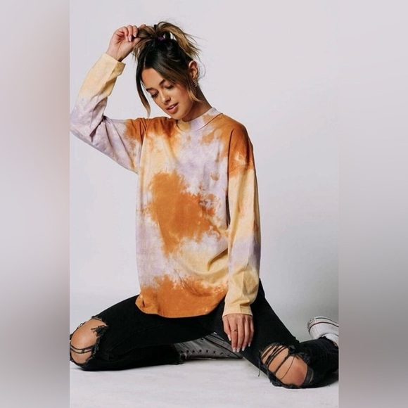 Free People/We The Free - Be Free Tie-Dye Long Sleeve Tee (Oversized) NWT - Picture 2 of 14